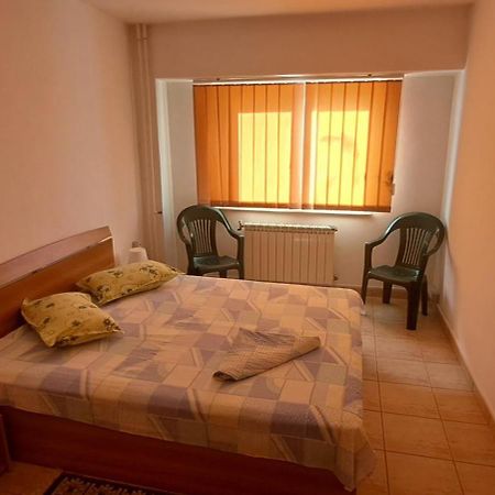 Apartament 3 Camere Etaj 6 Strada Rozelor Mangalia Exterior photo